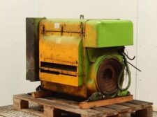 Hatz 4L41C motor, használt, fa raklapon