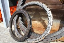 Forgókorona Hitachi FH 220 kotrógéphez – használt
