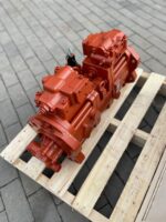 Kawasaki K3V112 hidraulikus szivattyú, narancssárgára festve