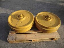 Idler Caterpillar D6H használt – vezetőgörgő buldózerhez