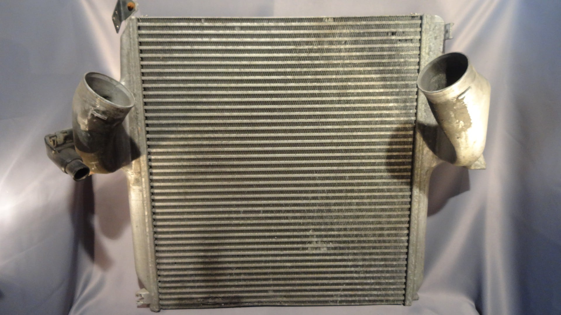 Intercooler Mercedes-Benz Actros MP3 A9425010201