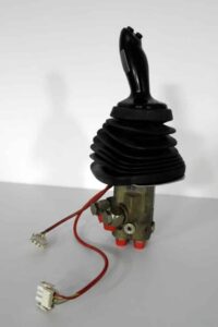 Liebherr r934b gép vezérlő joystick – vg7-47 modell