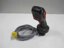 Joystick vezérlés Hitachi ZX 130-6 kotrógéphez