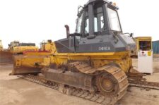 Komatsu D61EX-12 buldózer alkatrészek szétszerelése