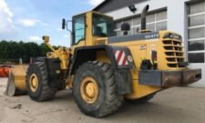 Komatsu WA470-3 Homlokrakodó