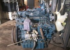 Kubota V1405 13 motor – 4 hengeres, 25 LE, vízhűtéses dízel