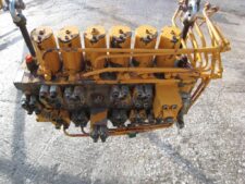Liebherr 932 használt hidraulikus elosztó