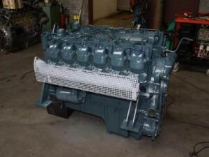 Mercedes-benz om 404 motor
