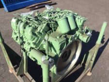 Mercedes-Benz OM421 motor