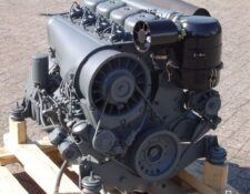 Motor Deutz F4L913 komplett felszereléssel