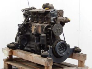 Deutz bf4m1013fc 4 hengeres motor bontott állapotban