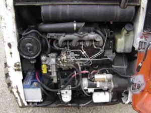 Motor bobcat e16-hoz
