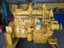 Caterpillar 345B motor – Elölnézet műhelyben