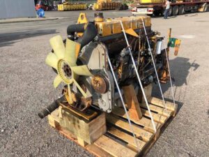 Használt cummins lt 10 c-225 motor raklapon