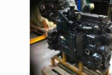 Felújított Cummins QSC8.3C300-LB motor