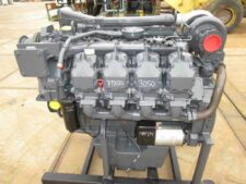 Felújított V-alakú Deutz motor Bomaghoz