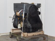 Deutz BF4L1011 motor fa raklapra