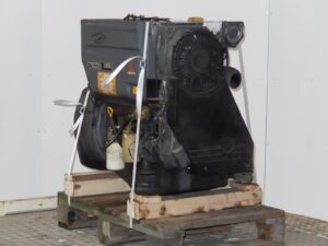 Deutz bf4l1011 motor fa raklapra szerelve