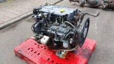 Deutz BF4M2012E-11 motor – dízel, 4 hengeres, folyadékhűtéses