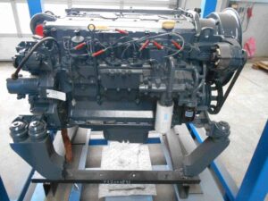 Deutz bf6m1012 6 hengeres motor