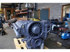 Deutz F12L413 motor