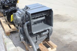 Deutz f3l1011 motor, 3 henger, 31 kw, használt
