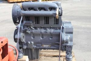 Deutz f4l913 motor liebherr 900 kotrógéphez