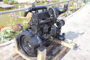 Isuzu diesel motor lapátos – ipari gépekhez, generátorokhoz