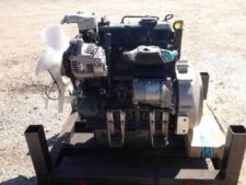 Kubota D1305-ET02 dízel motor, 3 henger, 24 LE