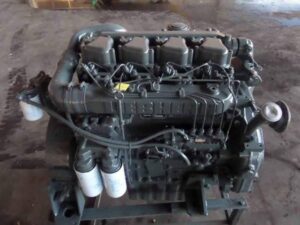 Felújított liebherr d904t motor