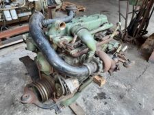 Motor Mercedes-Benz OM352A 150LE – Hosszú, Javítást igényel