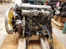 Mitsubishi 4M50 motor – elölnézet