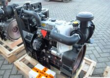 Perkins 403d-15 új motor