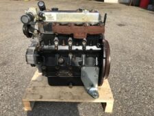 Perkins 704-26 motor – Elölnézet a lapáton