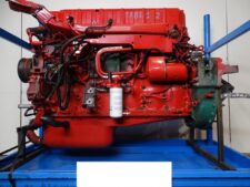 Volvo D12C-14 motor felújítva