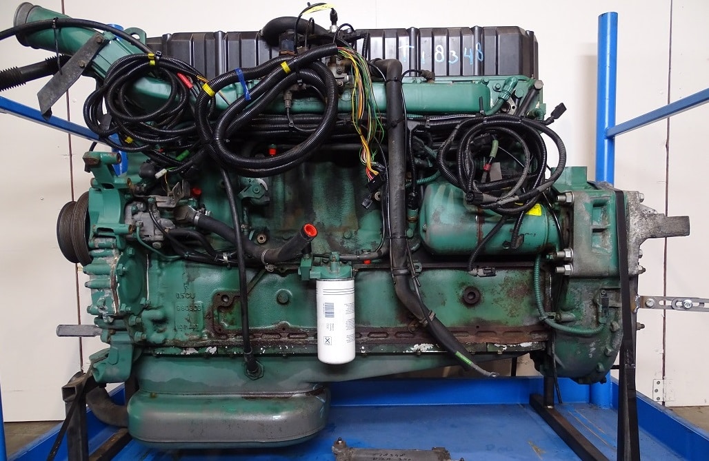 Teljes motor Volvo D12A 340 EPG