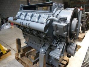 Teljes deutz f4l912 motor bontott vagy új állapotban