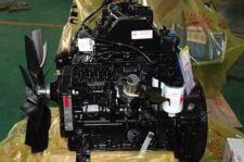 Teljes motor Cummins 4BT39 típus
