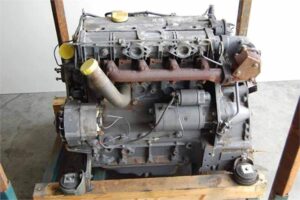 Motor bontott deutz bf4m1012e