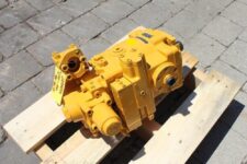 Liebherr 900 kotrógéphez LMV 100 hidraulikus motor
