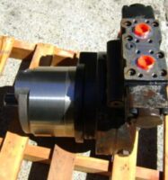 Hidraulikus motor Caterpillar 345 kotrógéphez