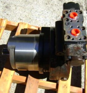 Hidraulikus motor caterpillar 345 kotrógéphez