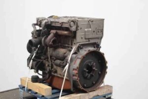 Deutz bf4l1011 motor – motoralkatrészek