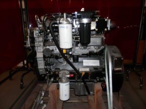 Felújított perkins 1104d-44t motor