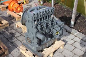 Felújított deutz bf4m2011 4 hengeres motor