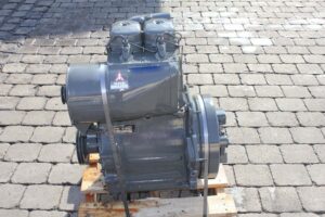 Használt deutz f2l 912 motor raklapos szállításhoz