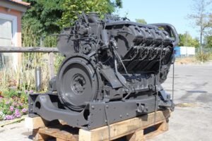 Használt deutz v8 f8l714a motor, nagyon jó állapotban