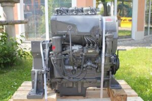 Deutz f3l912 motor külső raklapos kivitelben
