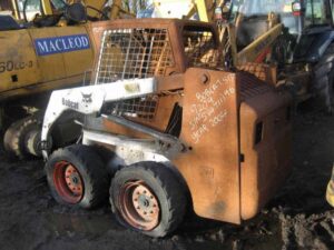 Bobcat s130 mini rakodó alkatrészek
