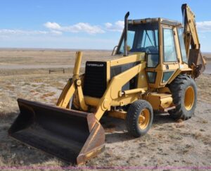 Caterpillar 416 buldózer-rakodó alkatrészek – motor, kerékagy, tengely